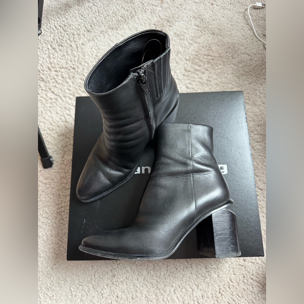 Alexander Wang Anna Mid Bootie Cut Out Black Leather 38 US 7.5 - Picture 4 of 9